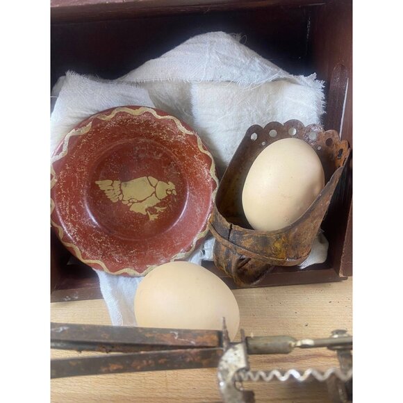 Rustic Farmhouse Kitchen Decor Bundle – Primitive Egg Beater, Apothecary Bottle, - Picture 12 of 12